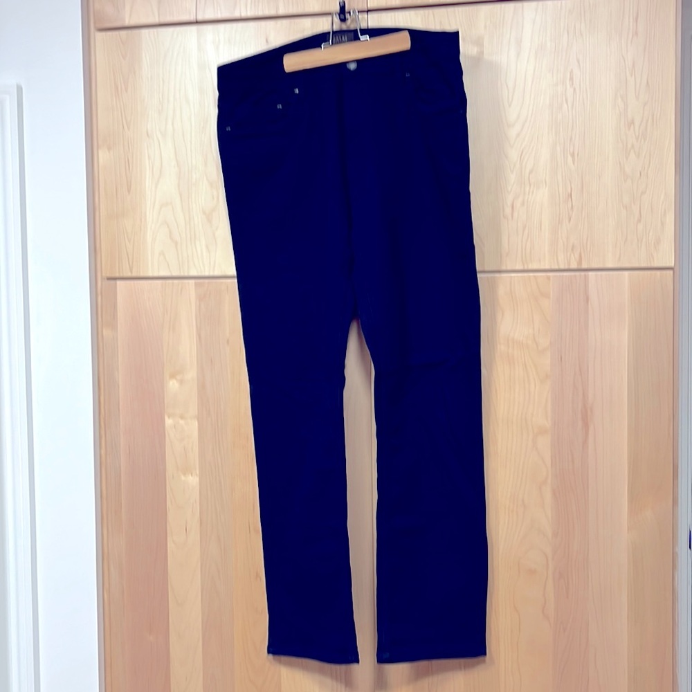 Men’s casual cotton, polyester and spandex